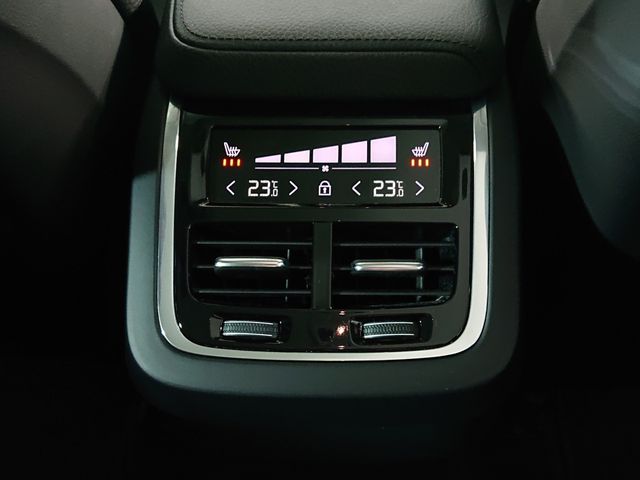 VOLVO VOLVO XC60 2022