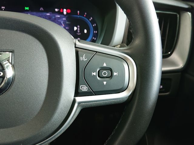 VOLVO VOLVO XC60 2022