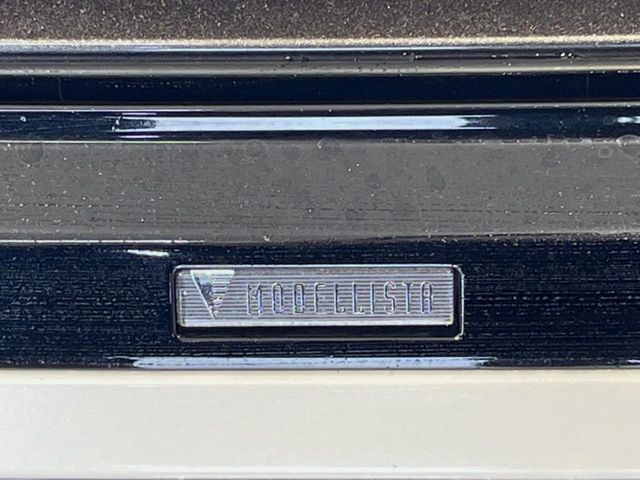 TOYOTA VOXY HYBRID 2023