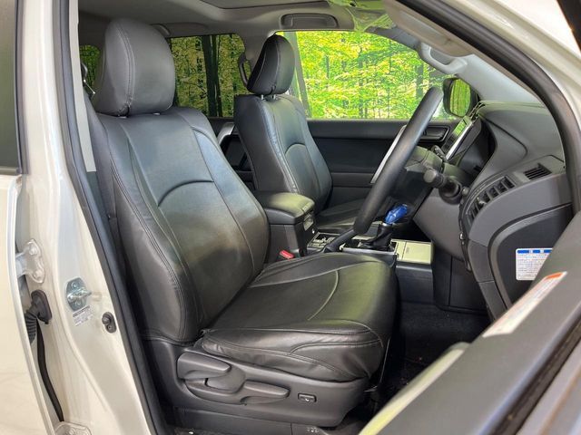 TOYOTA LANDCRUISER PRADO 2022