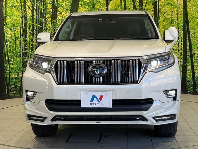 TOYOTA LANDCRUISER PRADO 2022