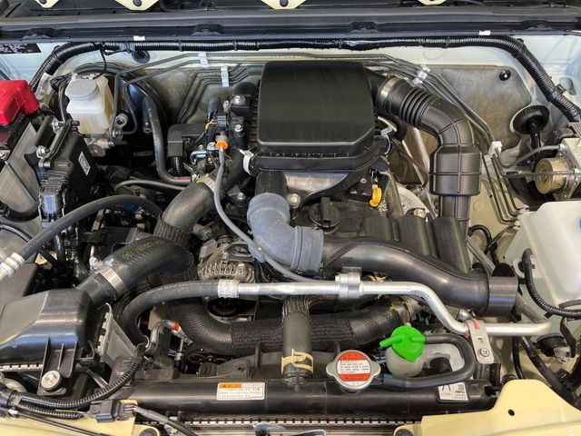 SUZUKI JIMNY 4WD 2025