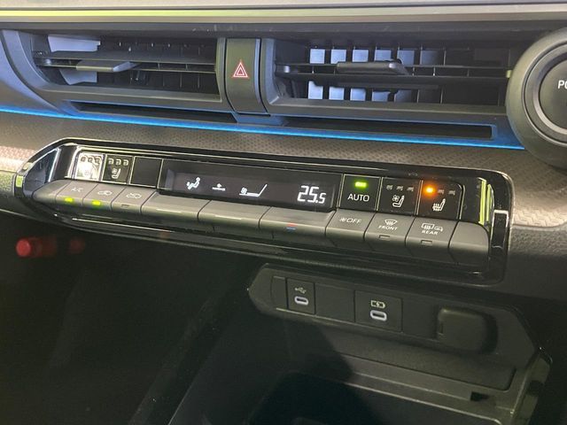 TOYOTA PRIUS PHV 2023