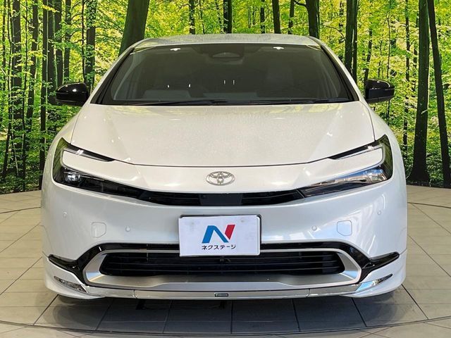 TOYOTA PRIUS PHV 2023