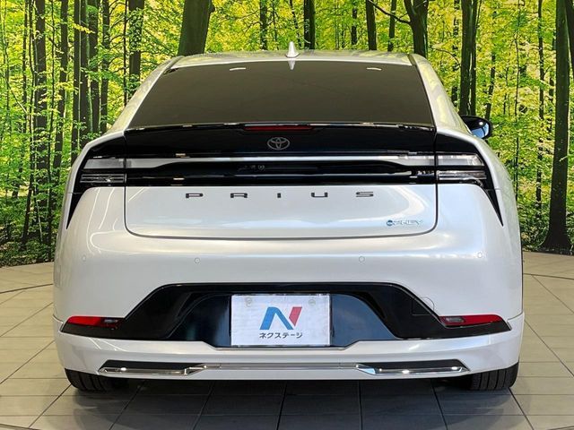 TOYOTA PRIUS PHV 2023