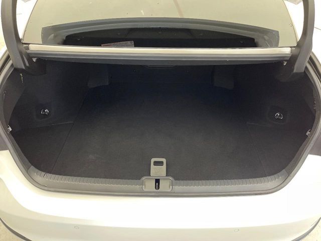 TOYOTA LEXUS ES300h 2019