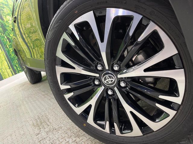 TOYOTA YARIS CROSS 2025