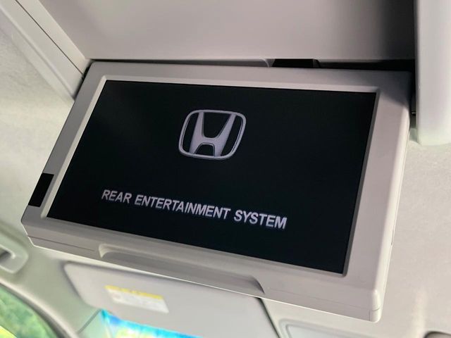 HONDA STEPWAGON SPADA 2013