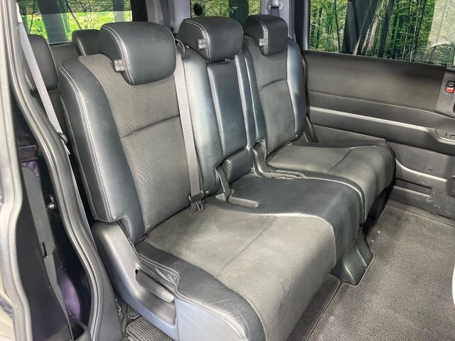 HONDA STEPWAGON SPADA 2013