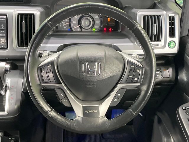 HONDA STEPWAGON SPADA 2013