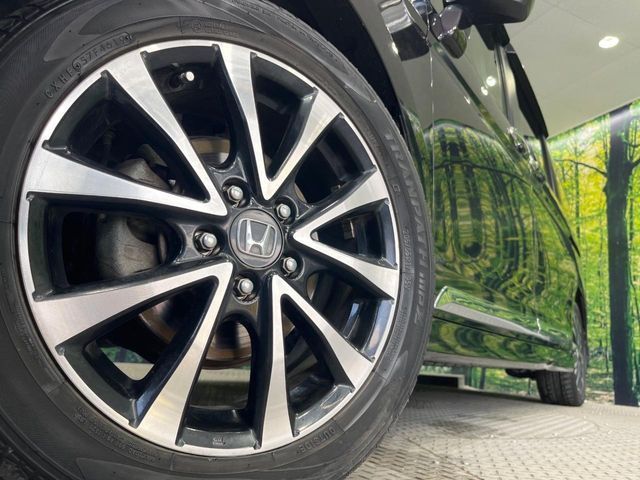 HONDA STEPWAGON SPADA 2013