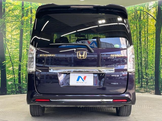 HONDA STEPWAGON SPADA 2013