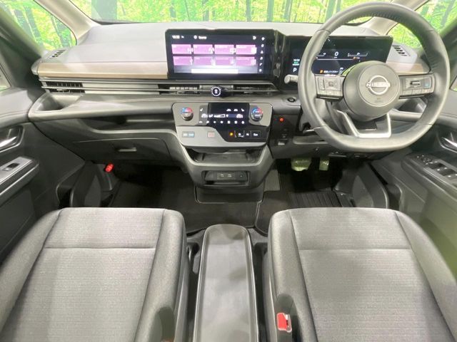 NISSAN SERENA  WG 2024