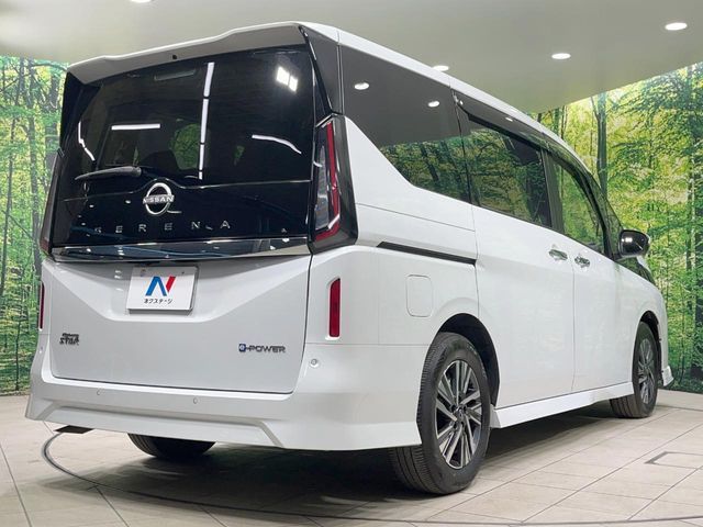 NISSAN SERENA  WG 2024
