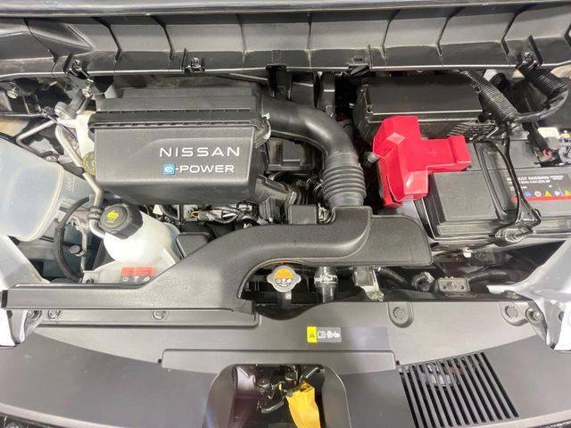 NISSAN SERENA  WG 2024