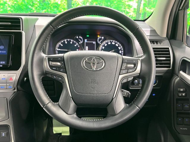 TOYOTA LANDCRUISER PRADO 2021