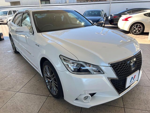 TOYOTA CROWN sedan hybrid 2014