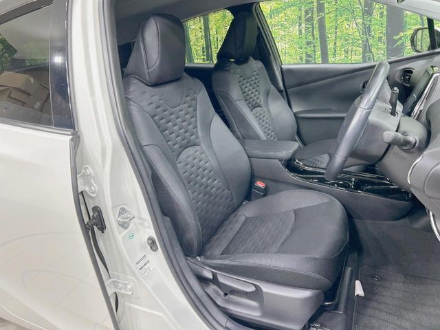 TOYOTA PRIUS PHV 2017