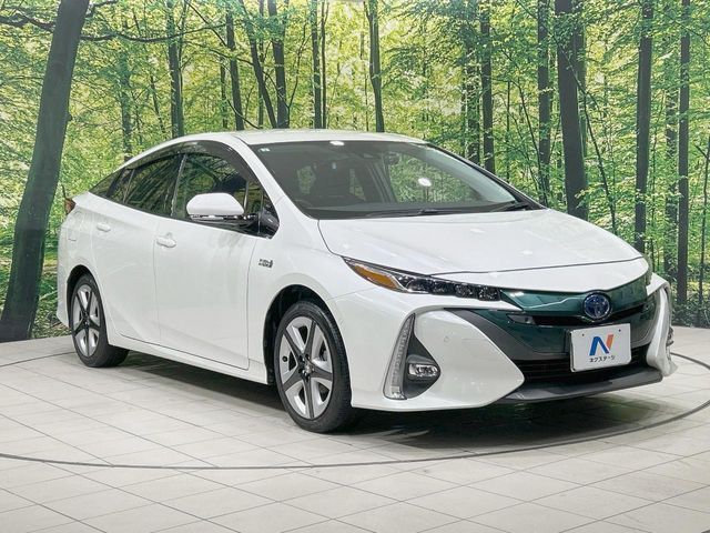 TOYOTA PRIUS PHV 2017