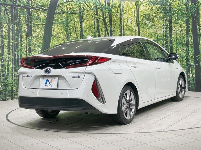 TOYOTA PRIUS PHV 2017