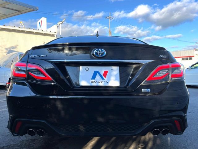 TOYOTA CROWN sedan hybrid 2021