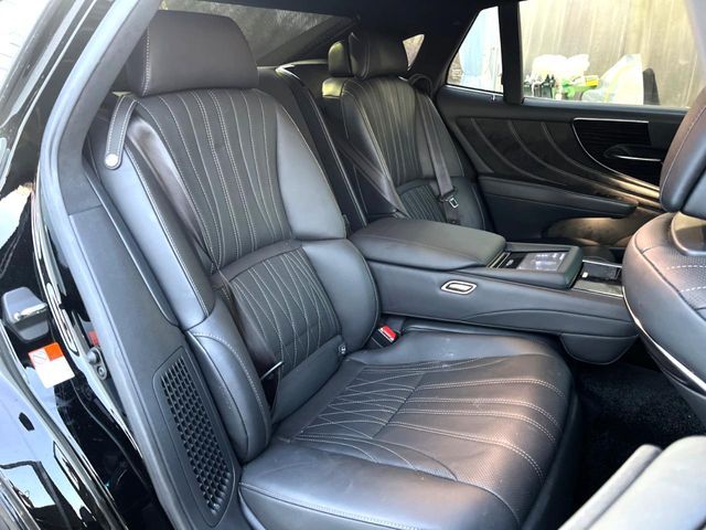 TOYOTA LEXUS LS500h 2018