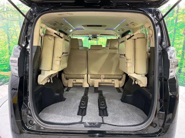 TOYOTA VELLFIRE 4WD 2018