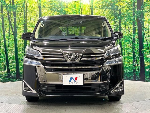 TOYOTA VELLFIRE 4WD 2018