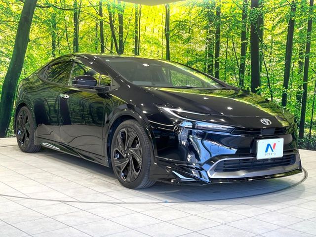 TOYOTA PRIUS 2023