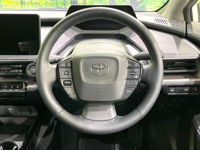 TOYOTA PRIUS 2025