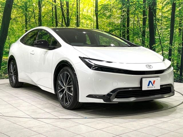 TOYOTA PRIUS 2025