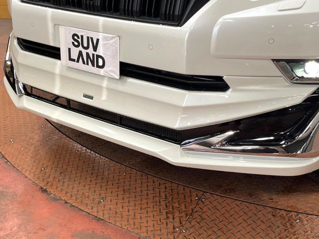 TOYOTA LANDCRUISER PRADO 2023