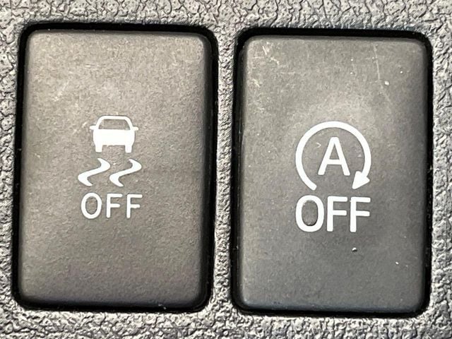 TOYOTA COROLLA FIELDER 2015