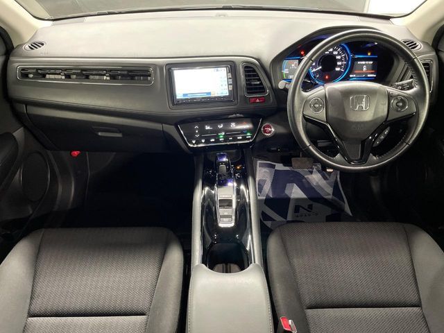 HONDA VEZEL HYBRID 2014