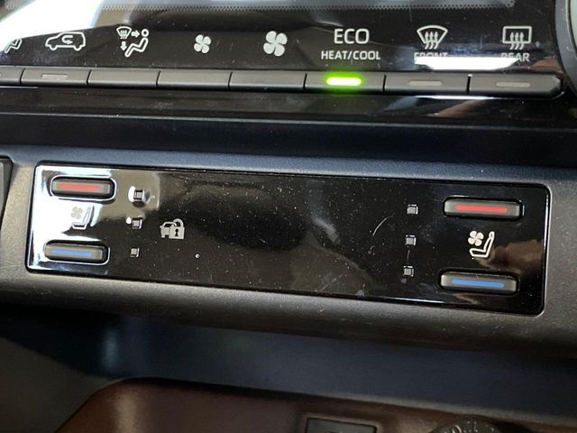 TOYOTA RAV4 4WD 2023