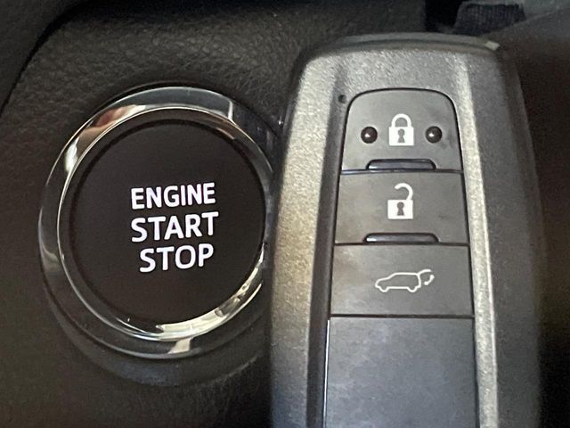 TOYOTA RAV4 4WD 2023