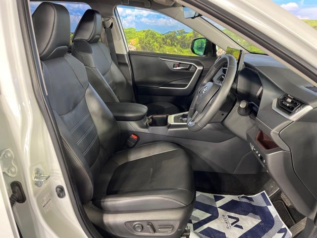 TOYOTA RAV4 4WD 2023