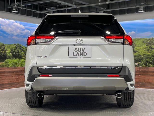 TOYOTA RAV4 4WD 2023