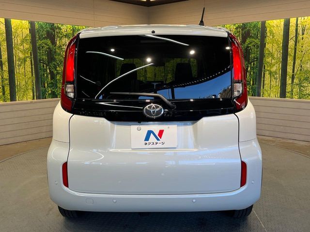 TOYOTA SIENTA 2023