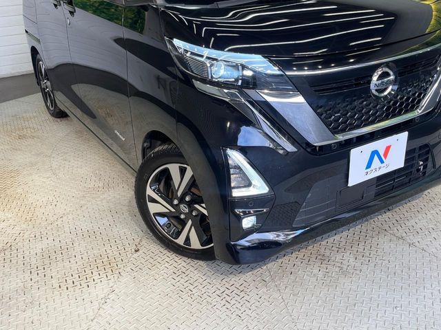 NISSAN ROOX 2021