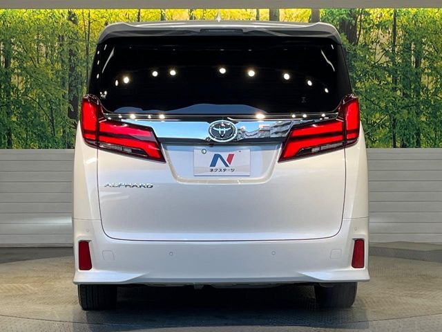 TOYOTA ALPHARD 2022