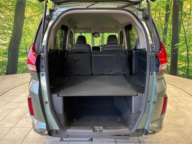 HONDA FREED plus HYBRID 2024