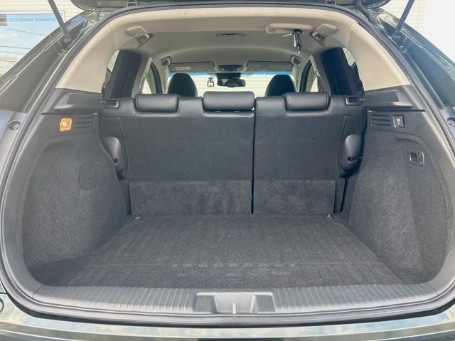 HONDA VEZEL HYBRID 2014