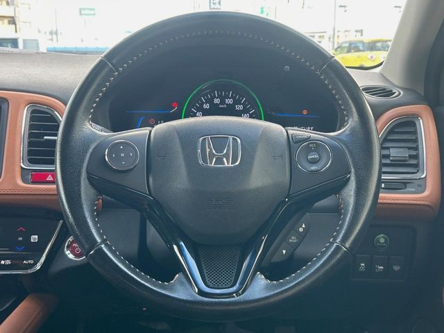 HONDA VEZEL HYBRID 2014