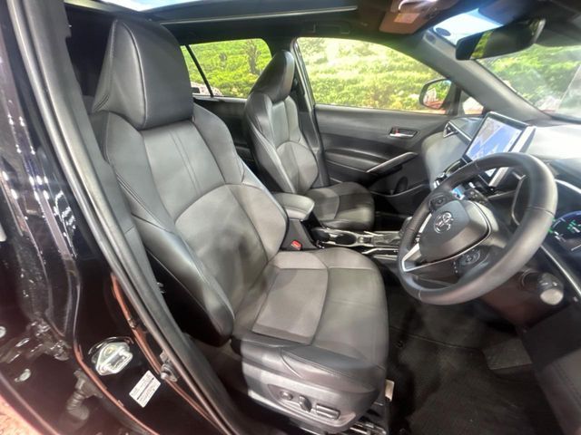 TOYOTA COROLLA CROSS HYBRID 2025