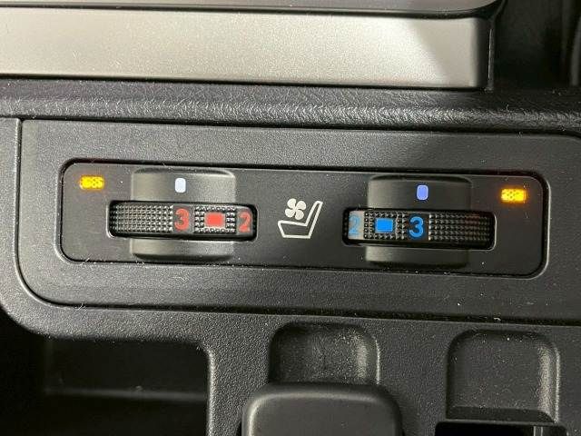 TOYOTA LANDCRUISER PRADO 2022