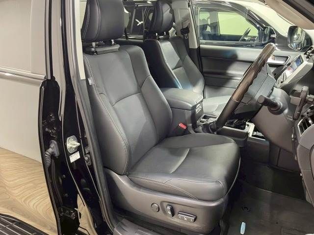 TOYOTA LANDCRUISER PRADO 2022