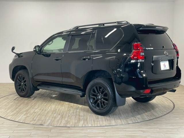 TOYOTA LANDCRUISER PRADO 2022