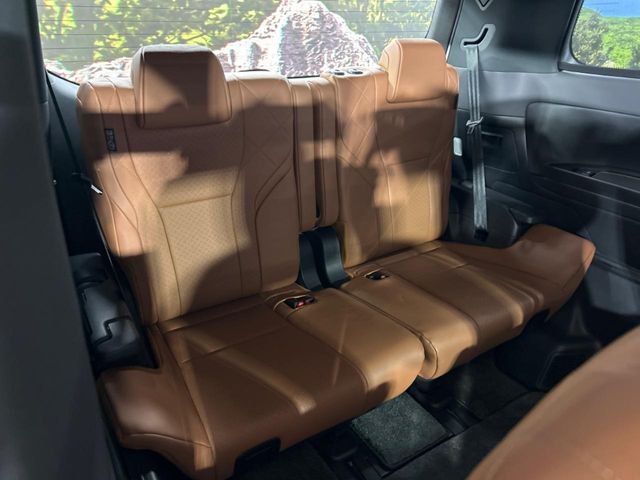 TOYOTA VELLFIRE  HYBRID 2025