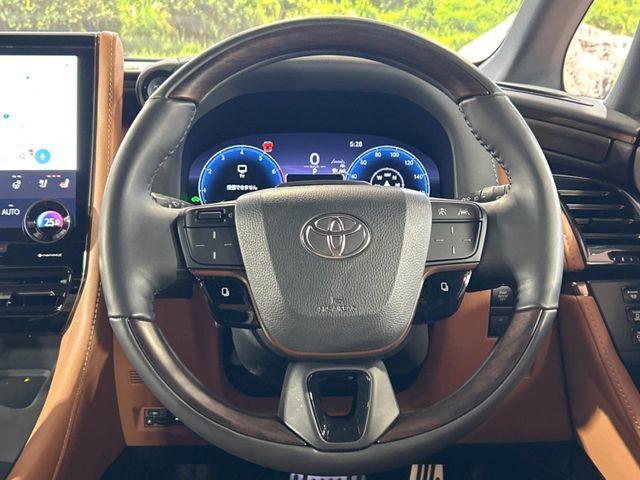 TOYOTA VELLFIRE  HYBRID 2025